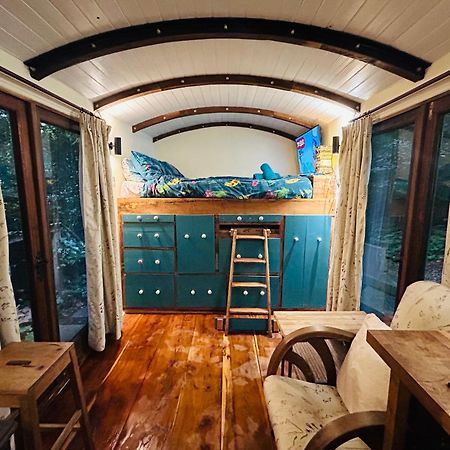 Villa The Railway Carriage - Blue à Glasbury Extérieur photo