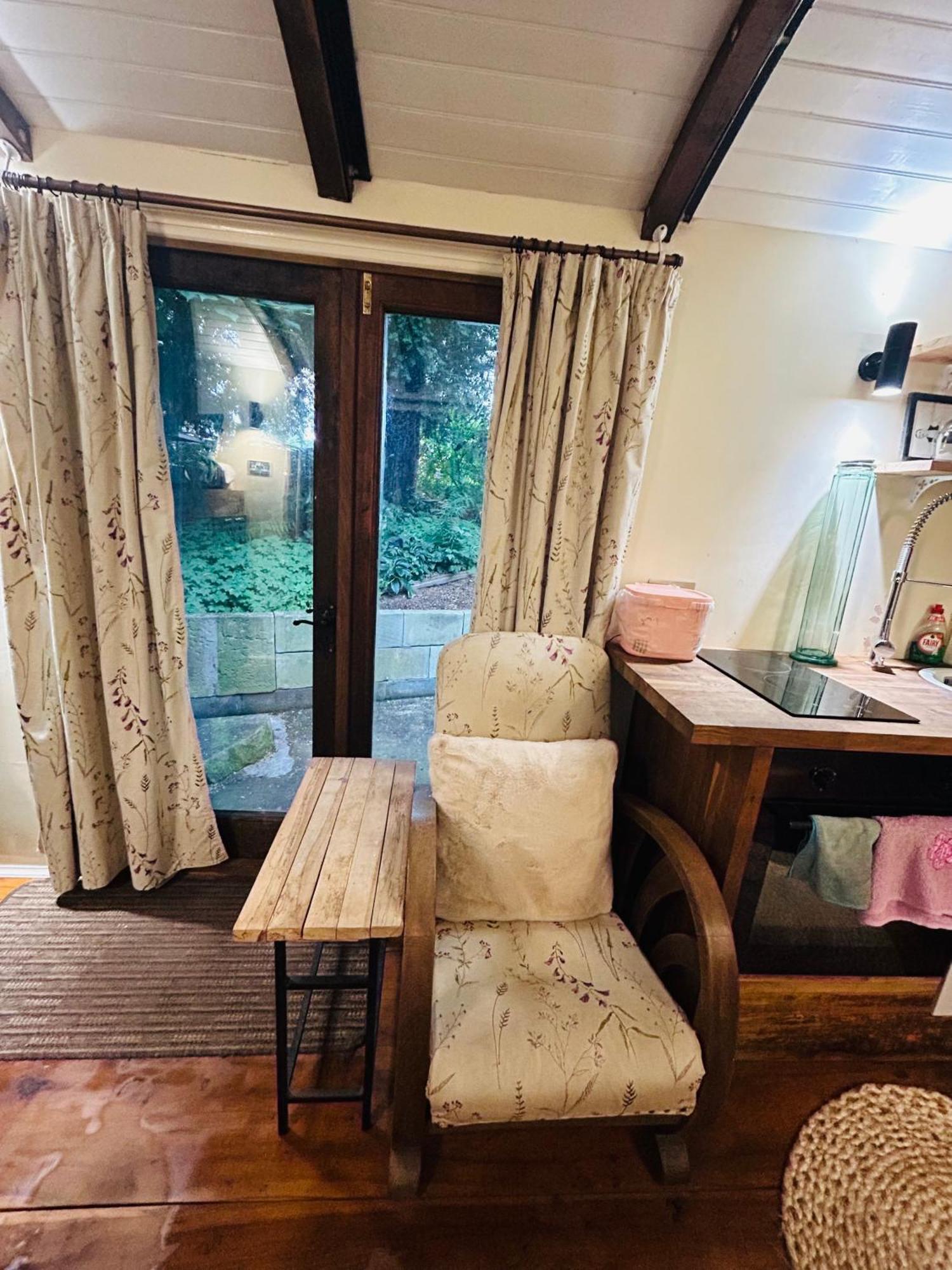 Villa The Railway Carriage - Blue à Glasbury Extérieur photo
