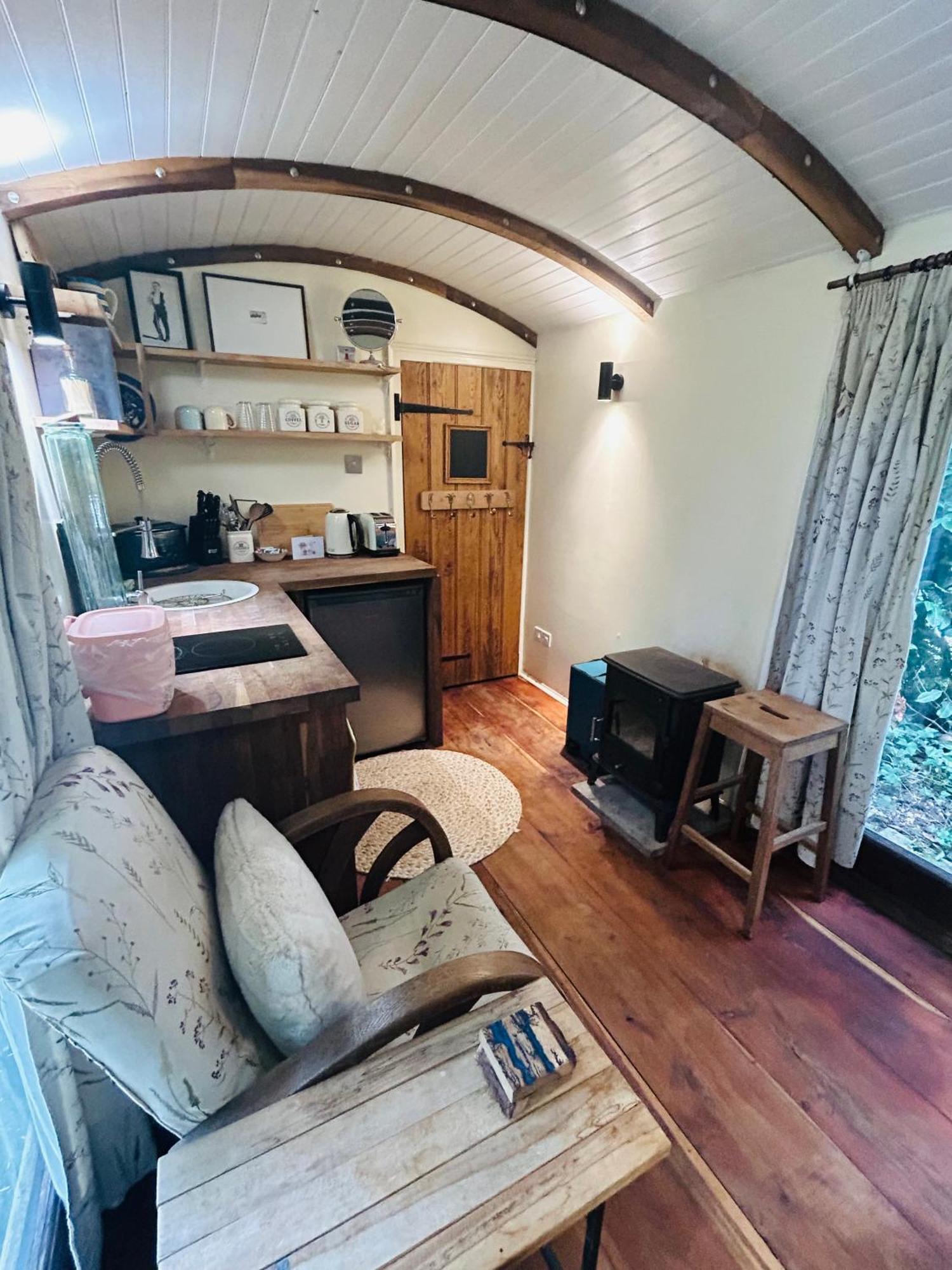 Villa The Railway Carriage - Blue à Glasbury Extérieur photo
